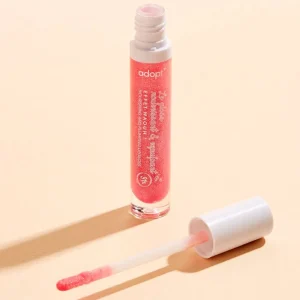 Flash Sale Adopt Glittery Lip Gloss With A Wow Effect!