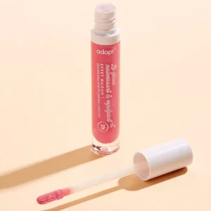 Flash Sale Adopt Glittery Lip Gloss With A Wow Effect!